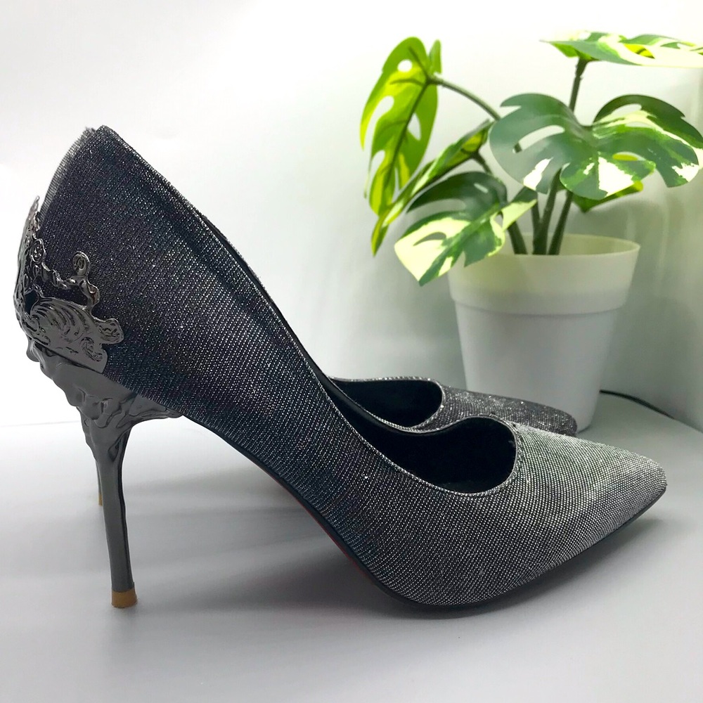 Metallic Silver Glitter point toe pumps stiletto size 39 /us8